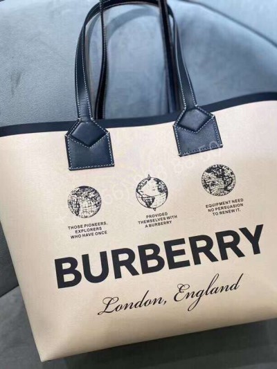 Сумка Burberry