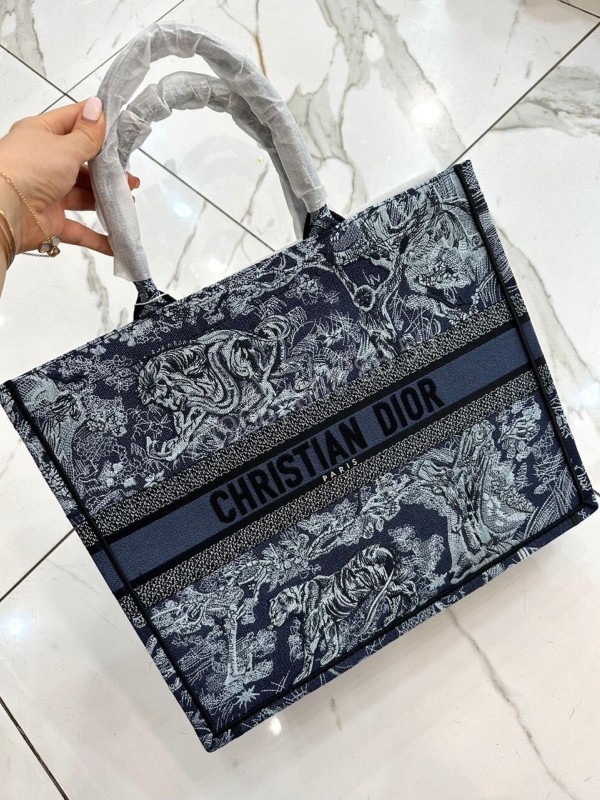 Сумка Dior большая