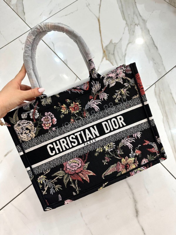 Сумка Dior средняя