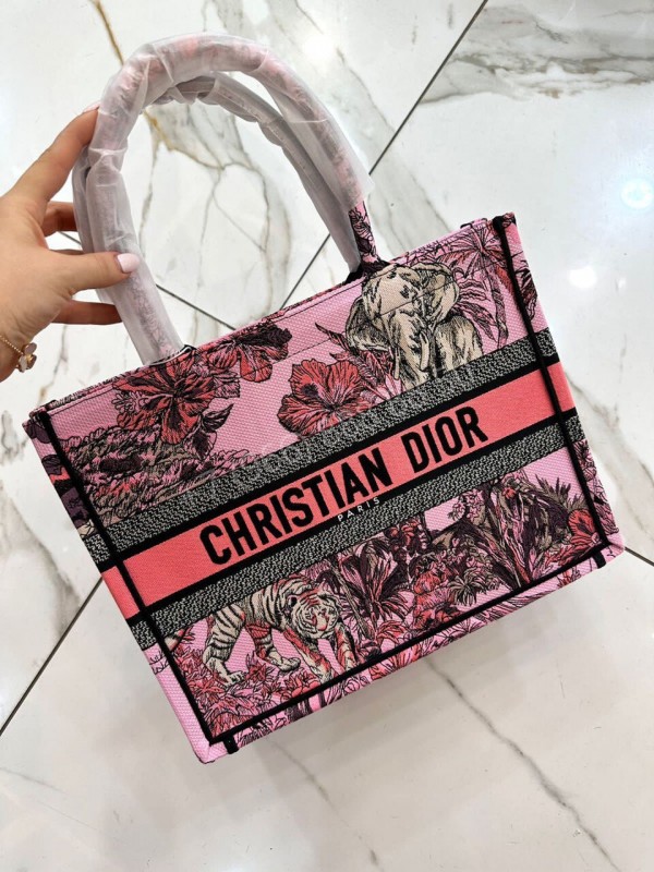 Сумка Dior средняя