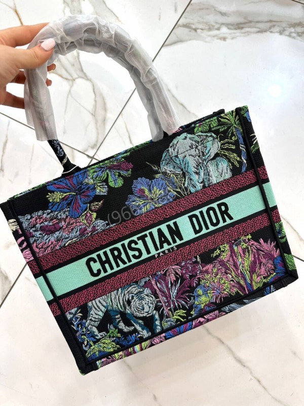 Сумка Dior средняя