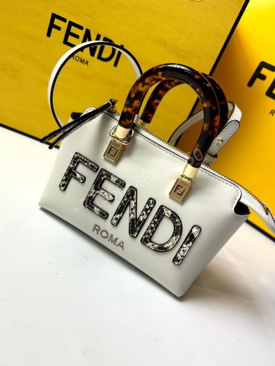 Сумка Fendi