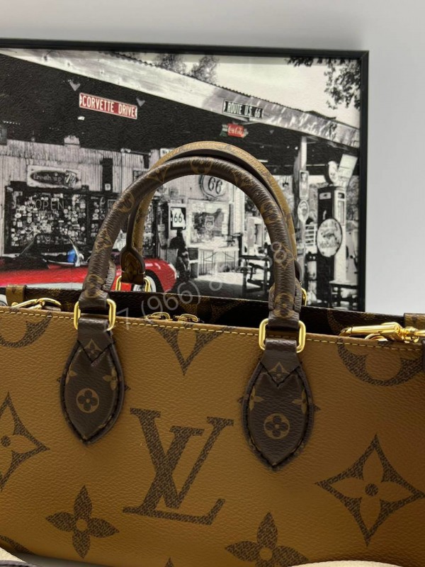 Сумка Louis Vuitton