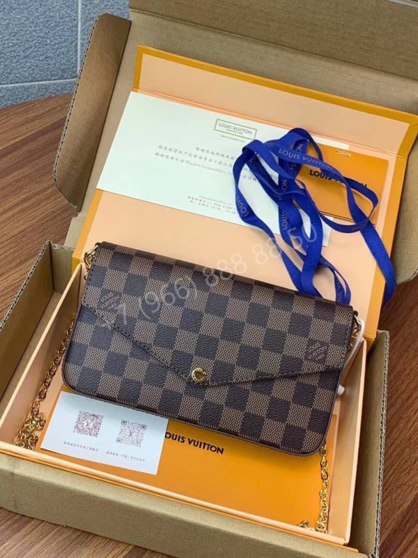 Сумка Louis Vuitton