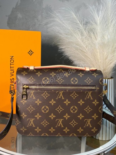 Сумка Louis Vuitton