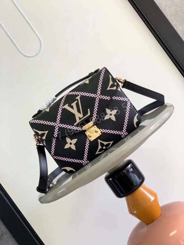 Сумка Louis Vuitton