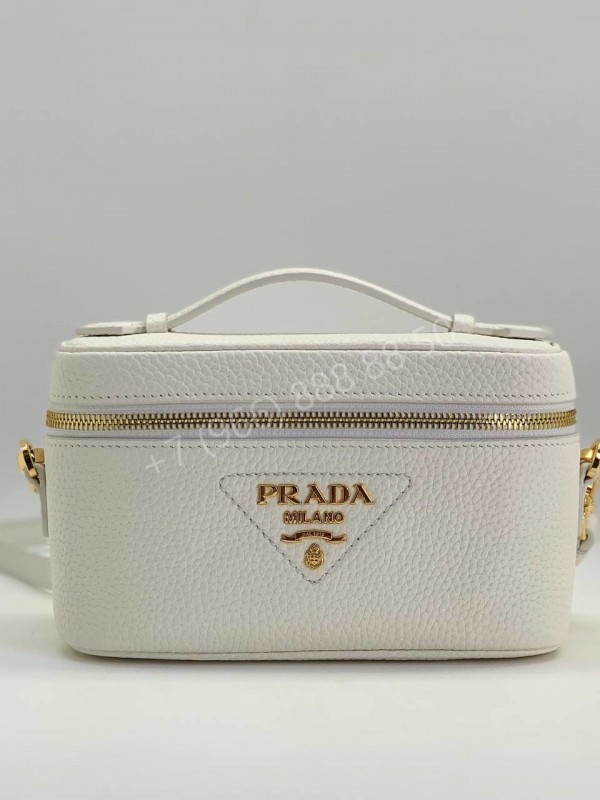 Сумка Prada