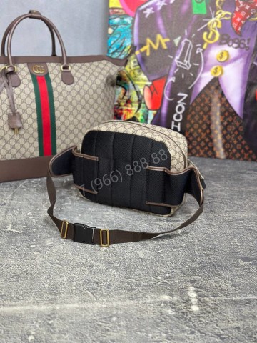Сумка-слинг Gucci