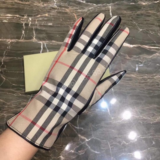 Перчатки Burberry