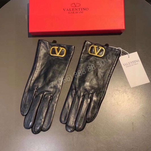 Перчатки Valentino