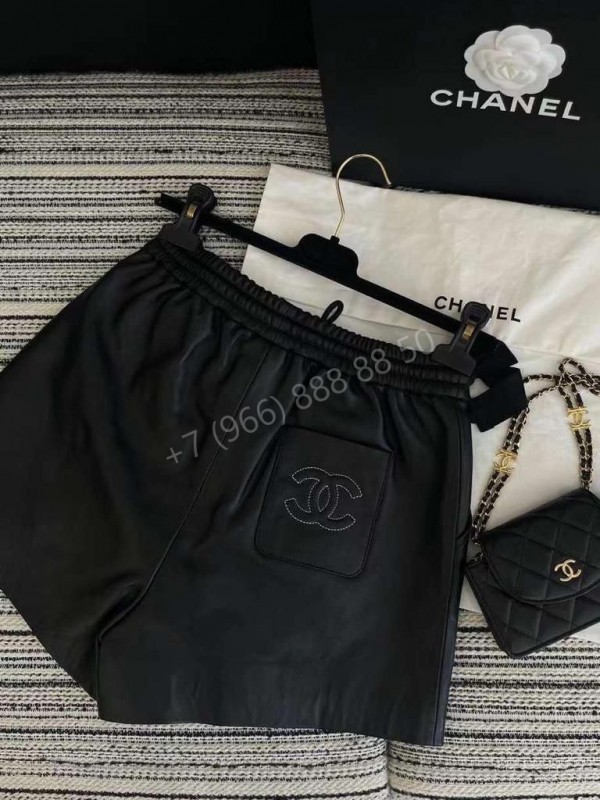 Кожаные шорты CHANEL