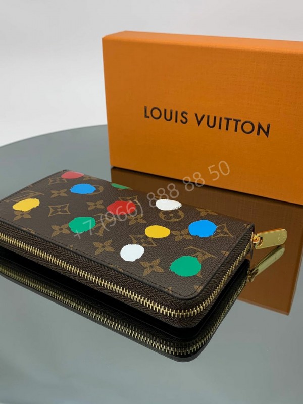 Кошелек Louis Vuitton