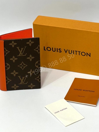 Визитница Louis Vuitton