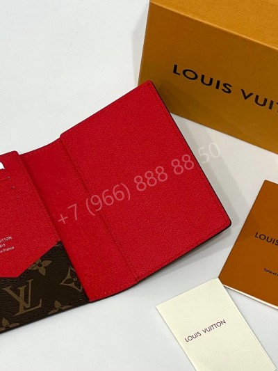 Визитница Louis Vuitton