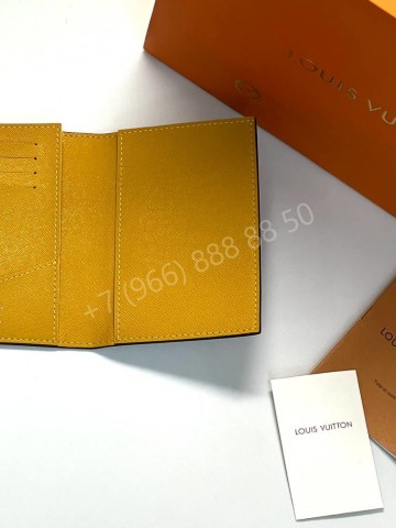Визитница Louis Vuitton