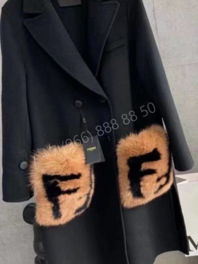 Пальто Fendi