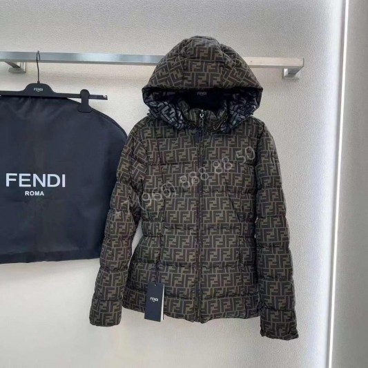 Двусторонний пуховик Fendi