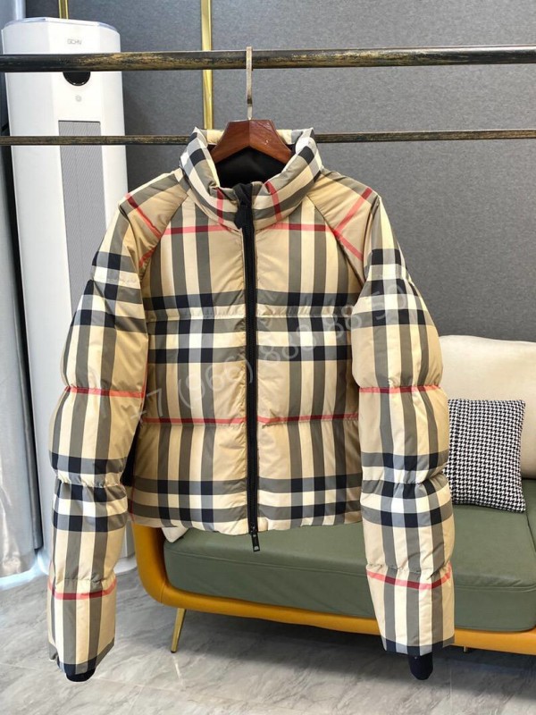 Пуховик Burberry