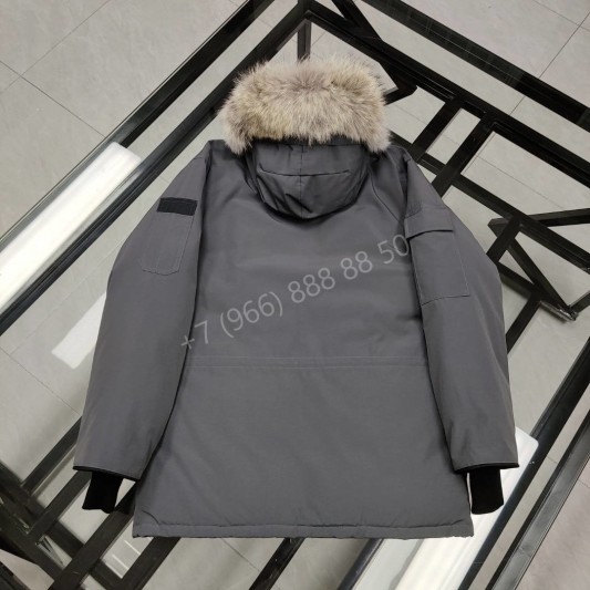 Пуховик Canada Goose