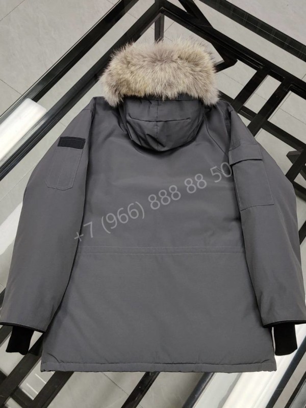 Пуховик Canada Goose