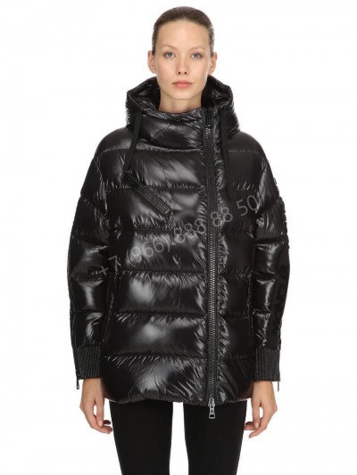 Пуховик Moncler