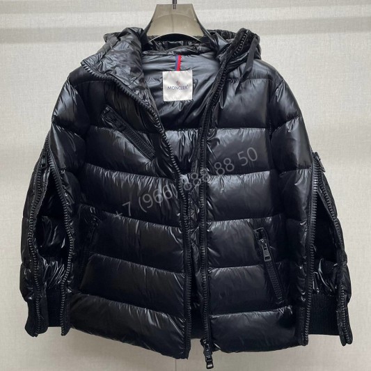 Пуховик Moncler