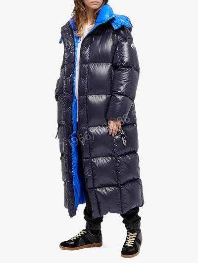 Пуховик Moncler