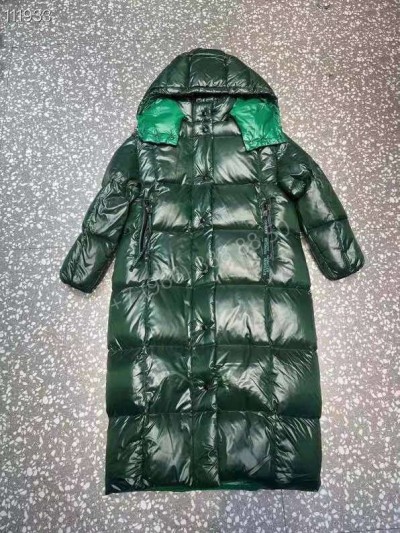 Пуховик Moncler