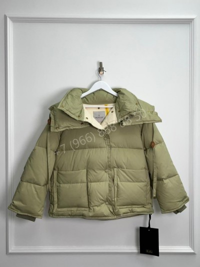 Пуховик Moncler