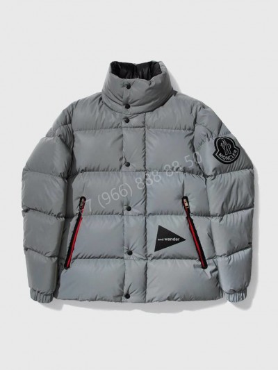 Пуховик Moncler