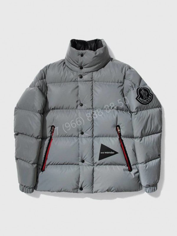 Пуховик Moncler