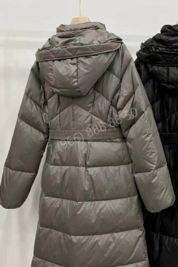 Пуховик Moncler