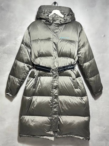 Пуховик Prada
