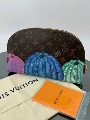 Косметичка Louis Vuitton