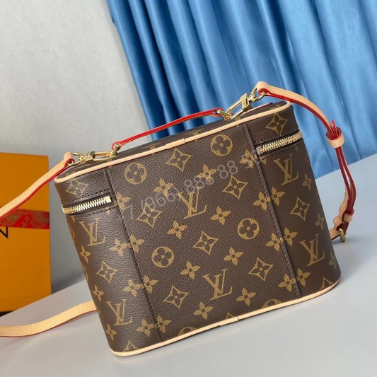 Косметичка Louis Vuitton