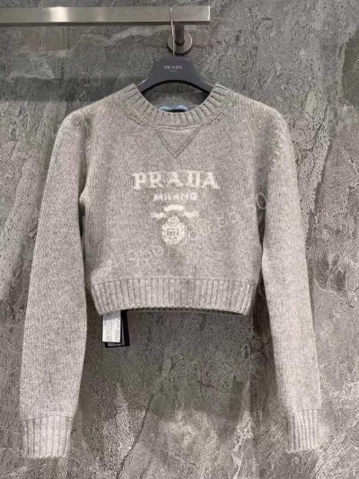 Свитер Prada