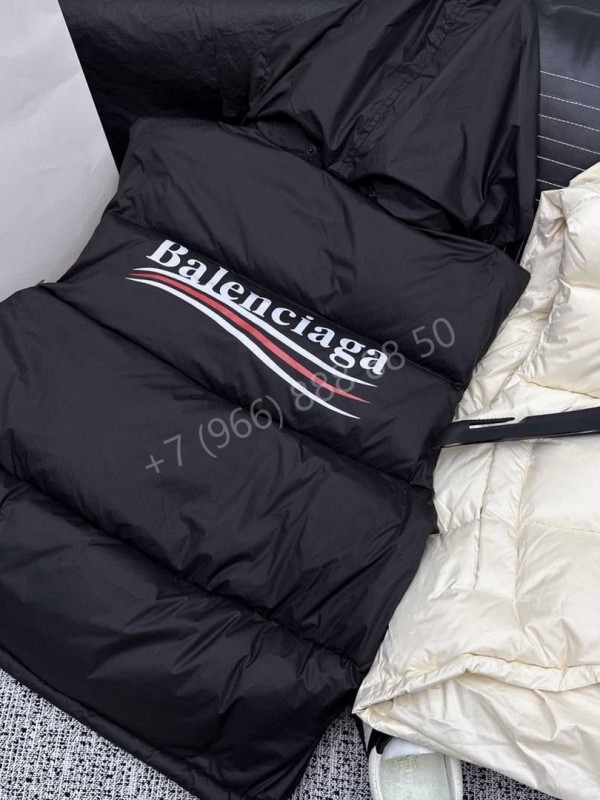 Жилет Balenciaga