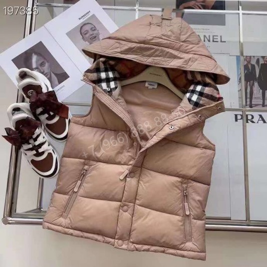 Жилет Burberry