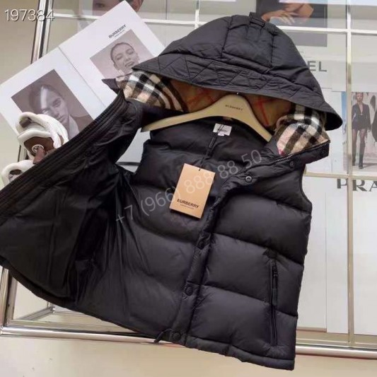 Жилет Burberry