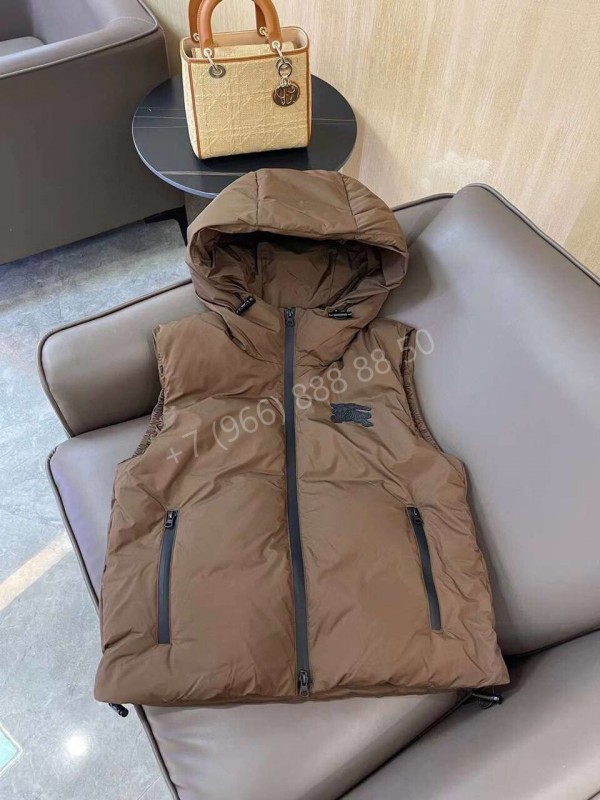 Жилет Burberry