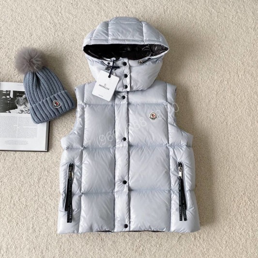 Жилет Moncler