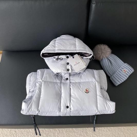 Жилет Moncler