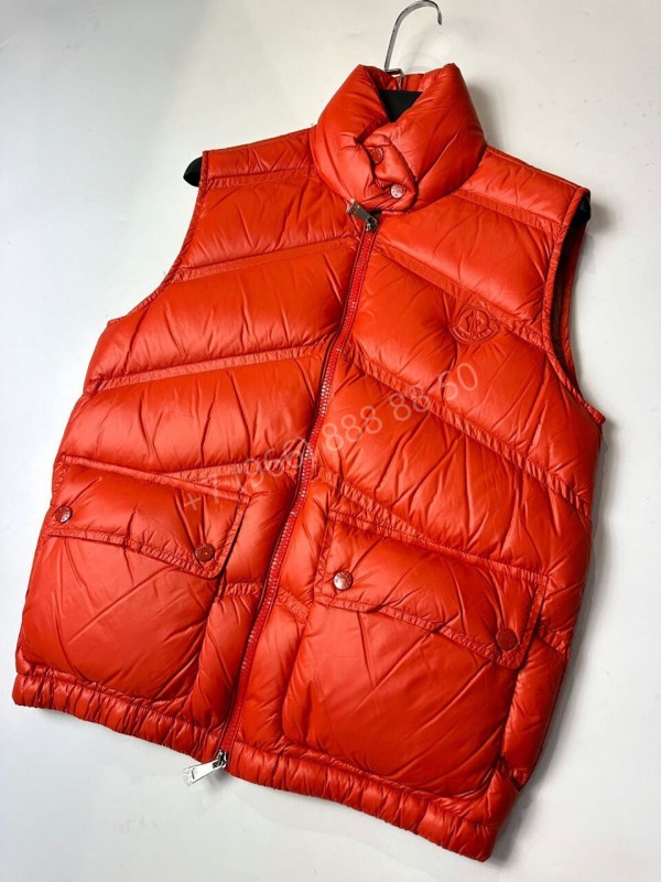 Жилетка Moncler