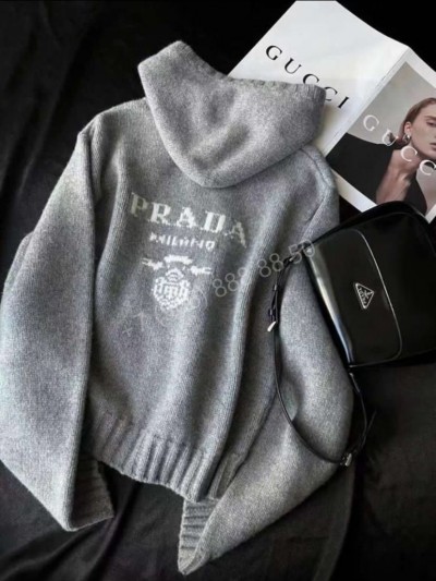 Кофта Prada