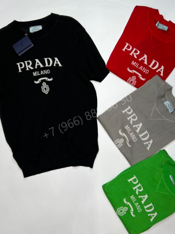 Кофта Prada