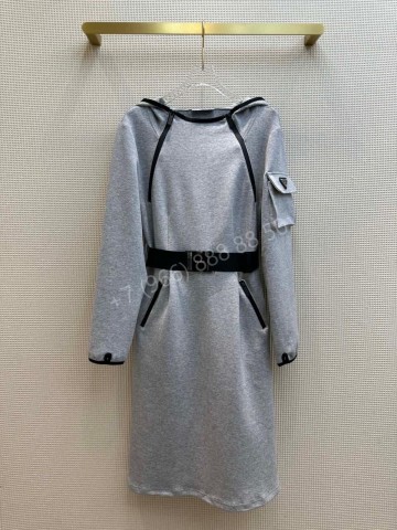 Платье Prada