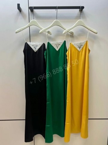 Платье Prada