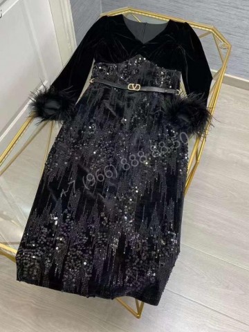 Платье Valentino