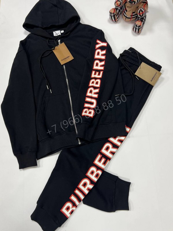 Костюм Burberry