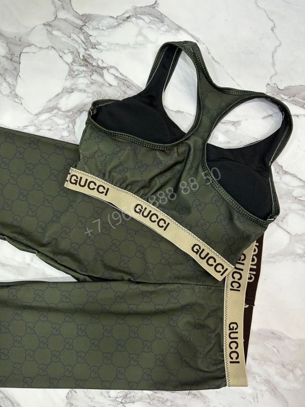 Костюм Gucci